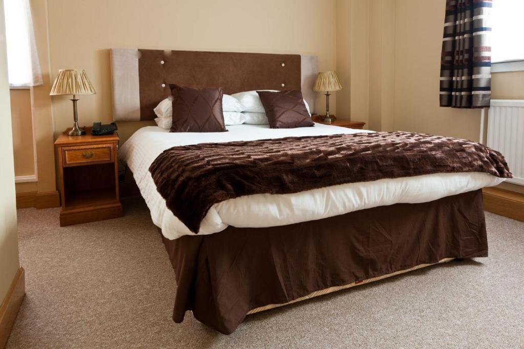 Caledonia Hotel Rosyth Rum bild